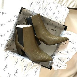 Lulus Khaki Green Croc Pointed Toe Heel Ankle Boots NWT